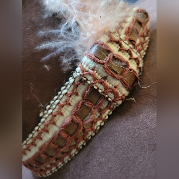 Vintage hat, Brown with a feather - Picture 10 of 12